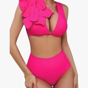 Amazon bathing suit. Super cute, just doesn’t fit.